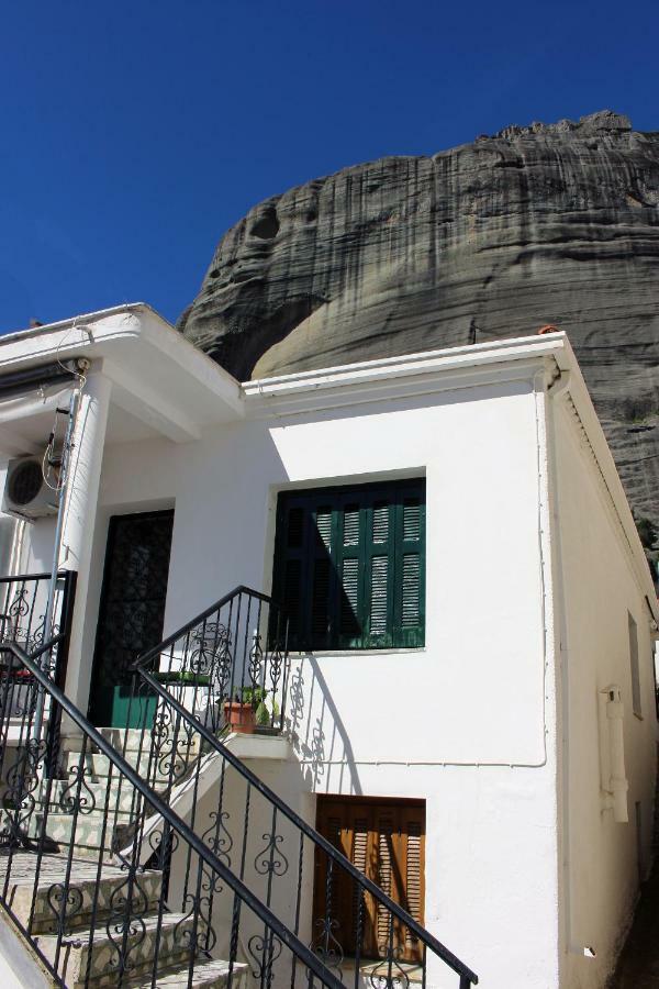 Meteora Mansion - Traditional Apt 3Bd - Rocks View Kalambaka Exterior photo
